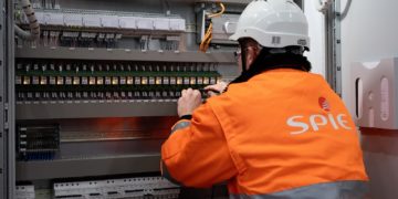 SPIE embauche 3 600 personnes en France, dont 600 alternants