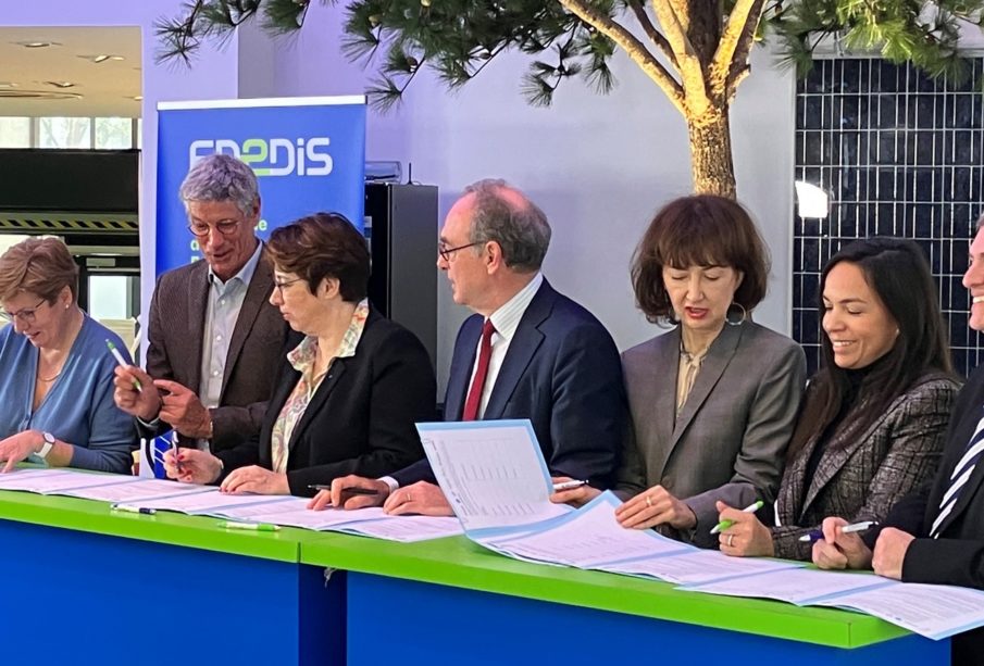 Création des Écoles des réseaux pour la transition énergétique