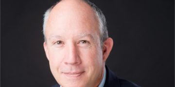 Stefan Metcalfe devient directeur commercial d'Acova