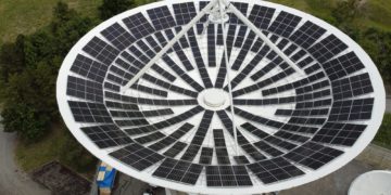 Leuk TDC transforme ses antennes paraboliques en centrale solaire avec SolarEdge